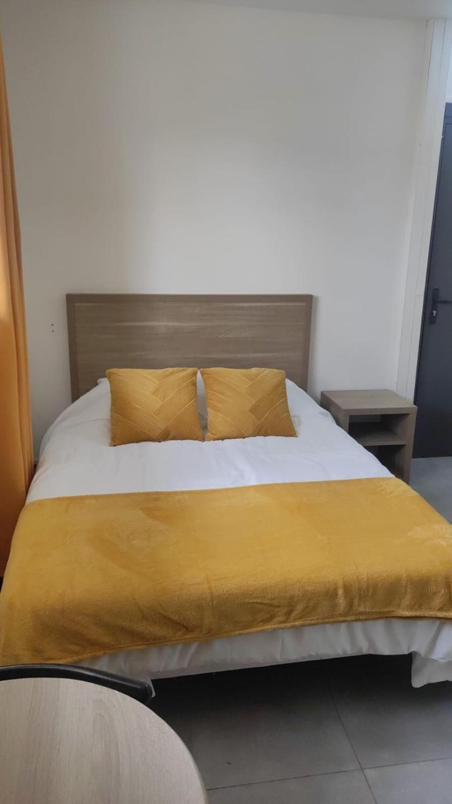 Appartement 1 , Disneyland - Parking Gratuit - Maison Des Platanes Meaux Kültér fotó